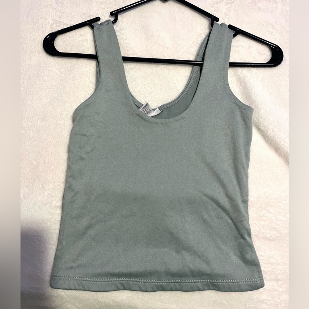 Rue 21 crop top